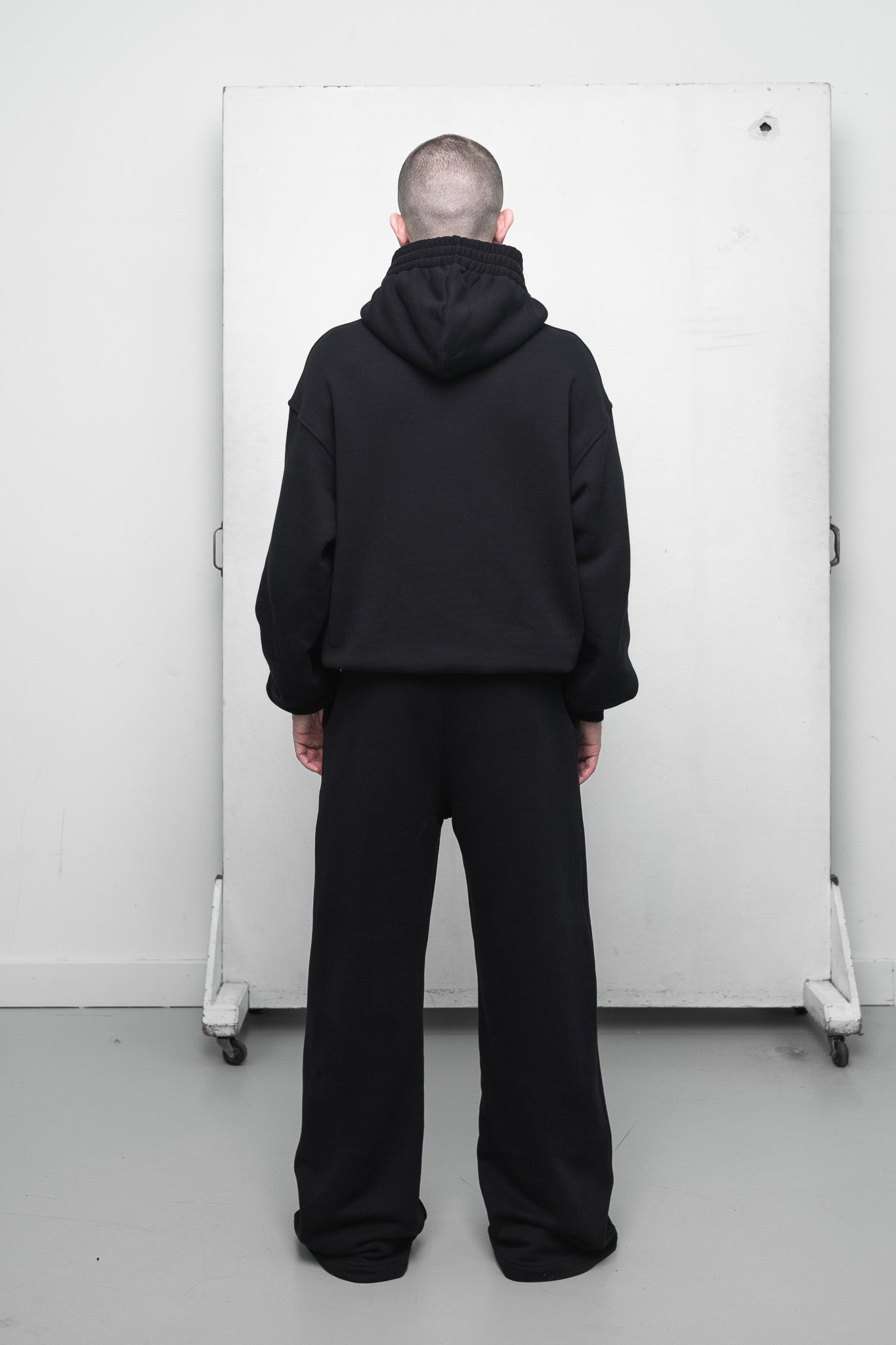 V2 SPIRAL JOGGER BLACK