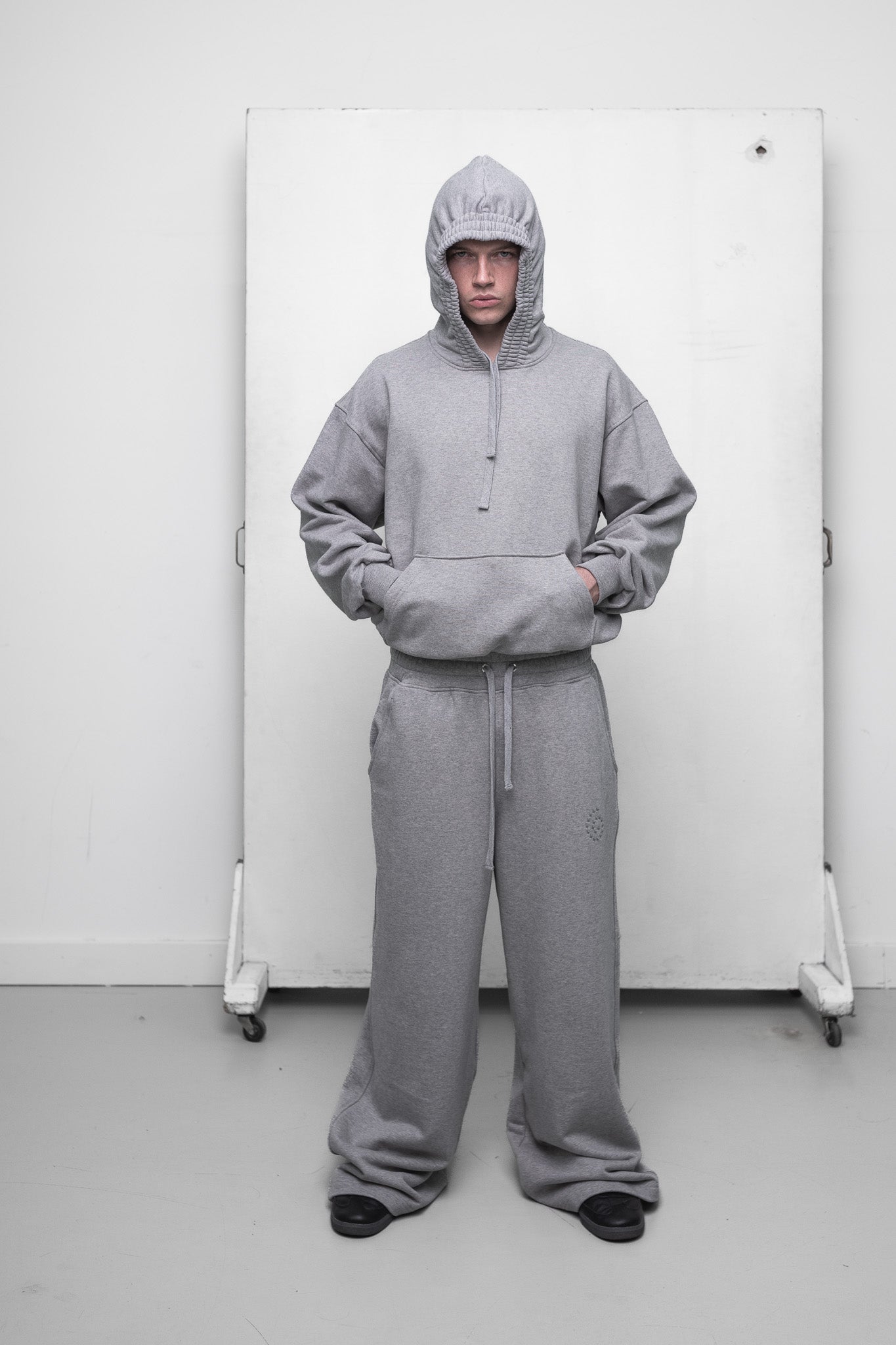 V2 WAISTBAND HOODIE GREY